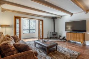 Walk to Lift Updated 2 Bedroom 2 and a Half Bathrooms 1849 Condos 209 Steps to Canyon Lodge Sleeps 6